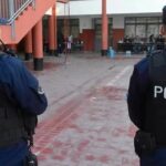 Mendoza: La escuela no es un cuartel